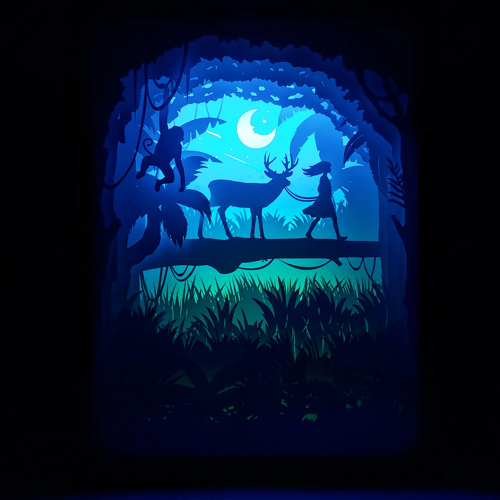 چراغ خواب سه‌بعدی گوزن و جنگل